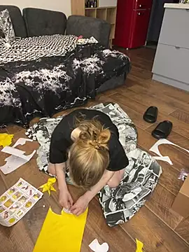 princessaalicc online show from 9, 12, 2024