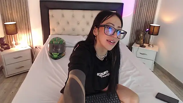 Sam mansson66 online show from 5, 2, 2025