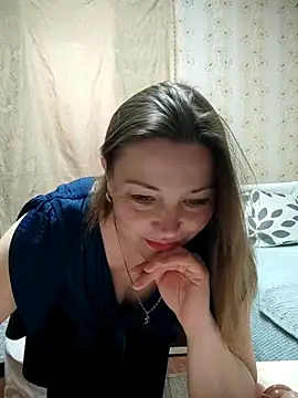 Snapshot of VselenaSun402 chatting on 14, 4, 2026 VselenaSun402 online show from 14, 4, 2026