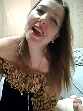 Snapshot of VselenaSun402 chatting on 16, 4, 2026 VselenaSun402 online show from 16, 4, 2026