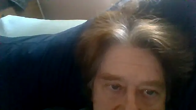Snapshot of frankie7inch chatting on 21, 6, 2026 frankie7inch online show from 21, 6, 2026