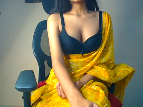 Snapshot of Chandani-Love chatting on 13, 3, 2026 Chandani-Love online show from 13, 3, 2026