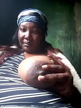 Snapshot of chubbydoll122 chatting on 29, 9, 2025 chubbydoll122 online show from 29, 9, 2025