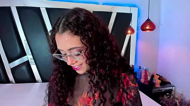 antonelllepiercee online show from 14, 3, 2025