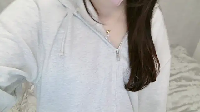 Snapshot of -SHIZUKU- chatting on 11, 3, 2025 -SHIZUKU- online show from 11, 3, 2025