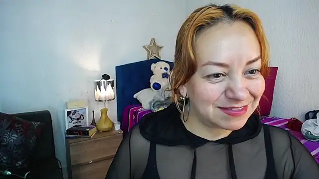 Snapshot of Delilah_Belmont chatting on 8, 12, 2024 Delilah Belmont online show from 8, 12, 2024