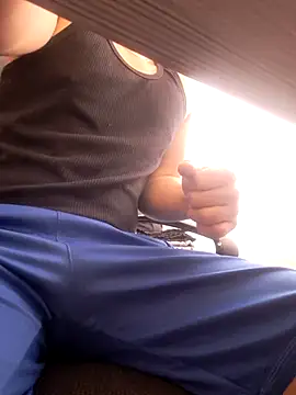 Snapshot of dragon1006 chatting on 5, 3, 2025 dragon1006 online show from 5, 3, 2025