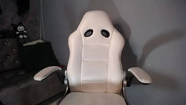 amelierouss online show from 17, 10, 2025