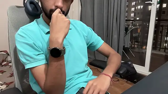 Snapshot of meatycronn chatting on 25, 3, 2026 meatycronn online show from 25, 3, 2026