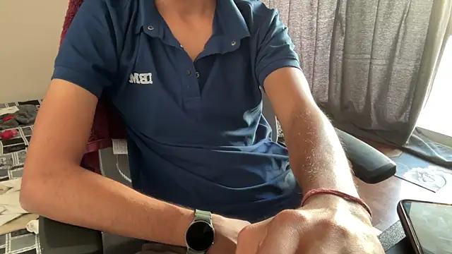 Snapshot of meatycronn chatting on 13, 4, 2026 meatycronn online show from 13, 4, 2026