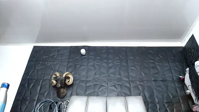 Hanna Fox 69 online show from 15, 4, 2026