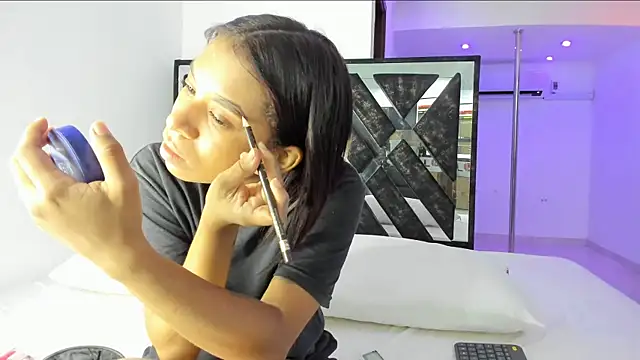 Fernanda brown18 online show from 13, 2, 2025