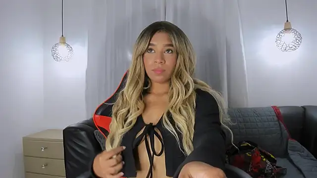 Fernanda brown18 online show from 25, 10, 2025