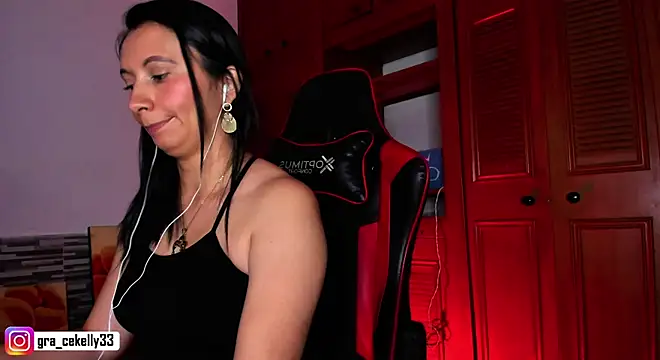 gracekelly12 online show from 4, 12, 2024