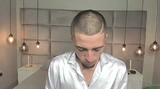 Snapshot of King_Dante_ chatting on 29, 12, 2024 King Dante online show from 29, 12, 2024