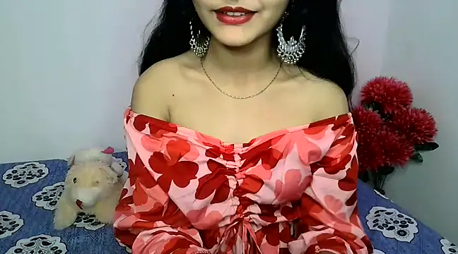 Snapshot of SUZY_FROMUS chatting on 19, 12, 2024 SUZY FROMUS online show from 19, 12, 2024