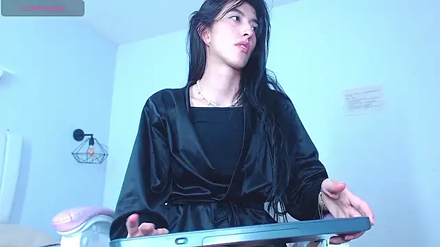 Thalia-megg online show from 4, 12, 2024