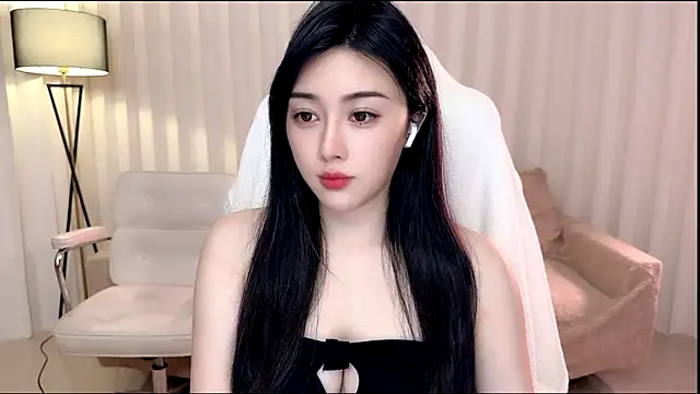 Snapshot of K-moumou chatting on 2, 4, 2026 K-moumou online show from 2, 4, 2026