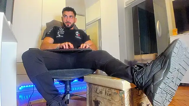 welcometo hell online show from 6, 10, 2025