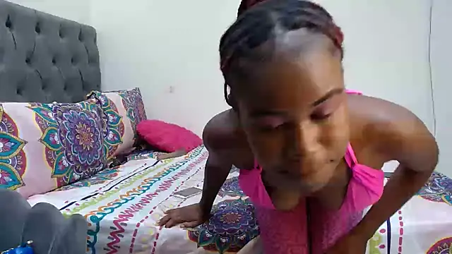 SEXY TOKYOxxx online show from 5, 12, 2024