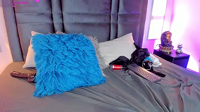 EmmaBecket2 online show from 18, 2, 2025