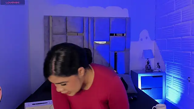 EmmaBecket2 online show from 8, 10, 2025