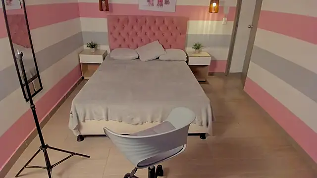 Carol Pinter online show from 30, 12, 2024