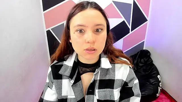 Snapshot of Carol_Pinter chatting on 6, 11, 2025 Carol Pinter online show from 6, 11, 2025