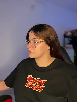 Yuli zuha online show from 7, 12, 2024