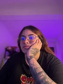 Yuli zuha online show from 7, 12, 2024