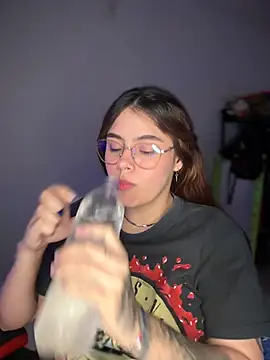 Yuli zuha online show from 7, 12, 2024