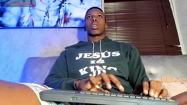 Snapshot of JD_THEBABY chatting on 28, 2, 2025 JD THEBABY online show from 28, 2, 2025