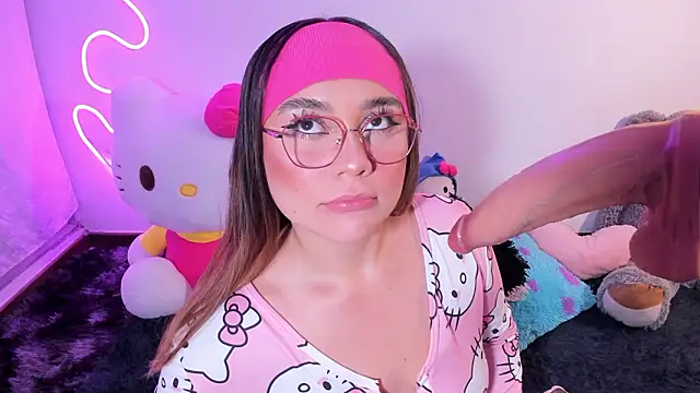 Snapshot of Isa_belaa chatting on 4, 3, 2026 Isa belaa online show from 4, 3, 2026