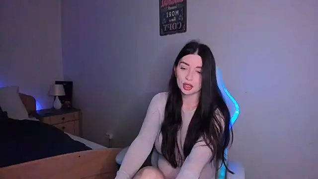 AdellaLoveX online show from 30, 10, 2025