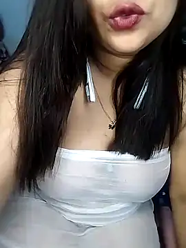 Hottyalia online show from 7, 2, 2025