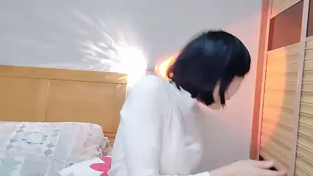 Linda-LL online show from 9, 2, 2025