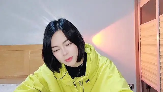 Linda-LL online show from 16, 2, 2025