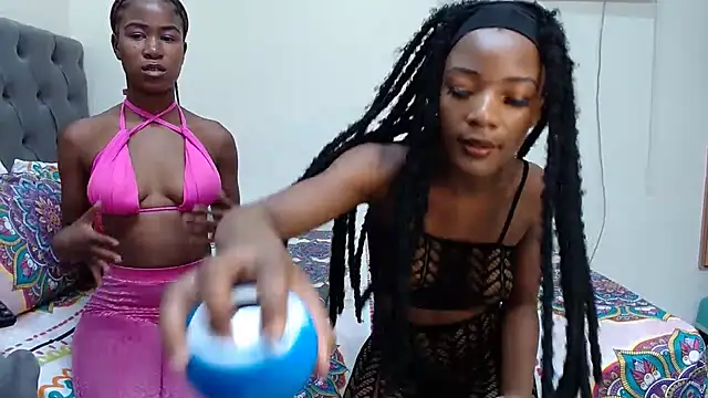 Snapshot of SHANTYBABE chatting on 5, 12, 2024 SHANTYBABE online show from 5, 12, 2024