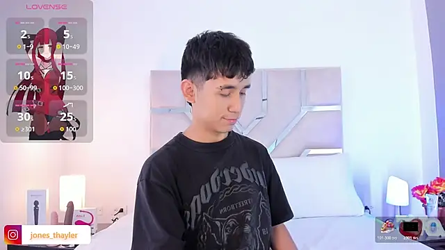 Thayler jones online show from 28, 11, 2025