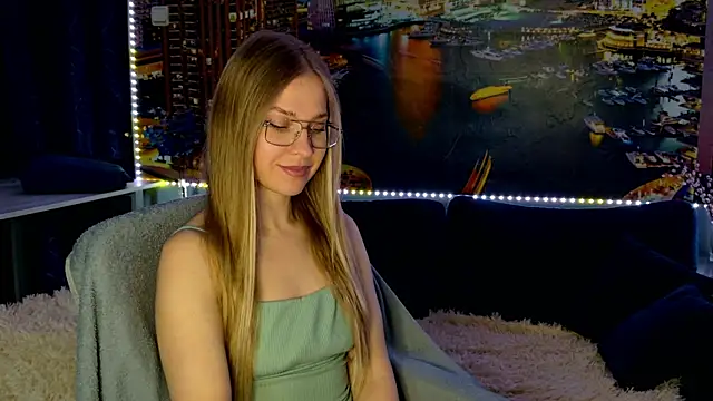Snapshot of pusyavykusya chatting on 23, 4, 2026 pusyavykusya online show from 23, 4, 2026