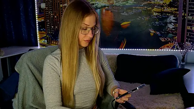 Snapshot of pusyavykusya chatting on 29, 4, 2026 pusyavykusya online show from 29, 4, 2026