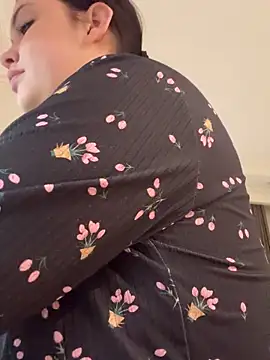 KikiWatson online show from 19, 12, 2025