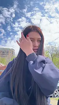 KikiWatson online show from 15, 4, 2026