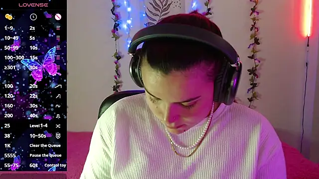 Nika 1  online show from 6, 2, 2025