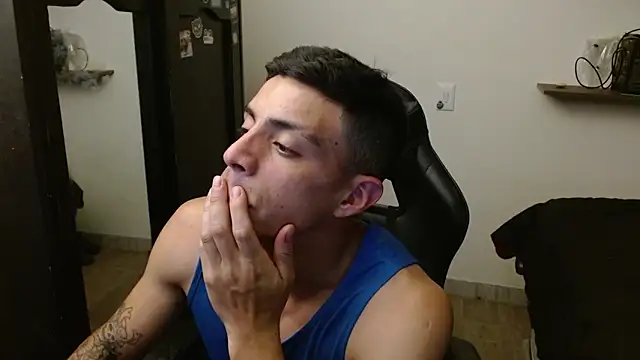 Snapshot of kv___xxx_ chatting on 8, 3, 2026 kv xxx online show from 8, 3, 2026