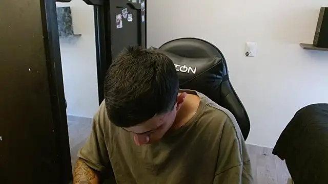 Snapshot of kv___xxx_ chatting on 14, 3, 2026 kv xxx online show from 14, 3, 2026