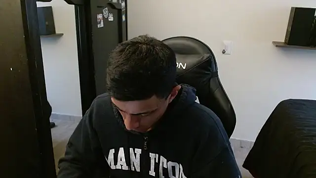 Snapshot of kv___xxx_ chatting on 17, 3, 2026 kv xxx online show from 17, 3, 2026