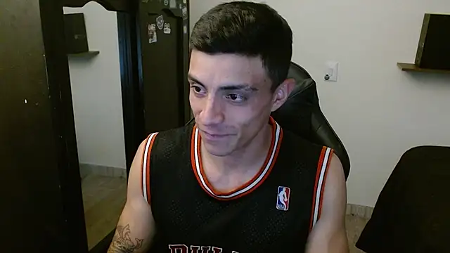 Snapshot of kv___xxx_ chatting on 18, 3, 2026 kv xxx online show from 18, 3, 2026