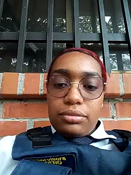 Cinnamon-Skin online show from 5, 1, 2025