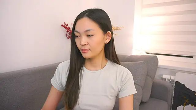 Peopleneedlove144 online show from 12, 3, 2025